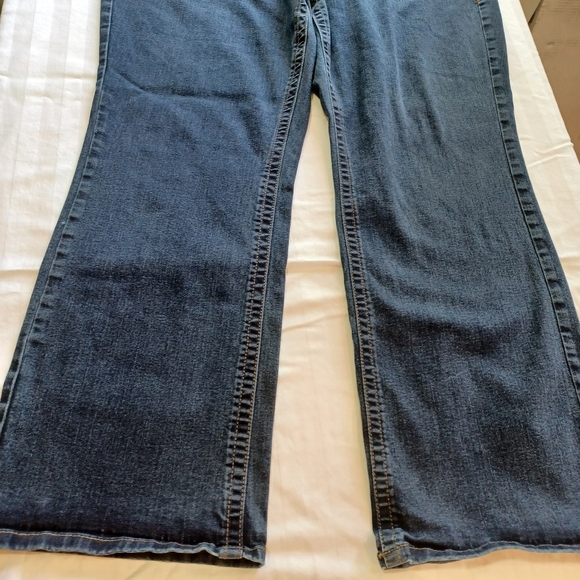 Lane Bryant Women's Jeans 22R Bootcut - Picture 6 of 15
